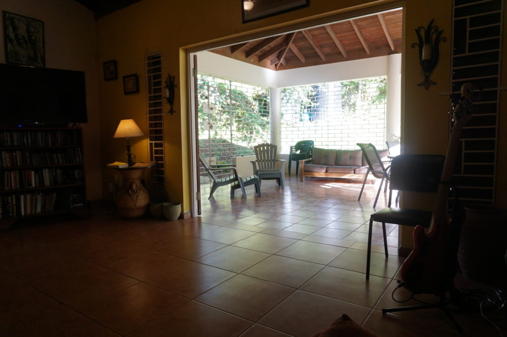 Living room opening out on to the veranda