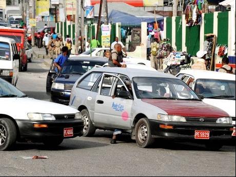 Route taxi with red PPV licence plates